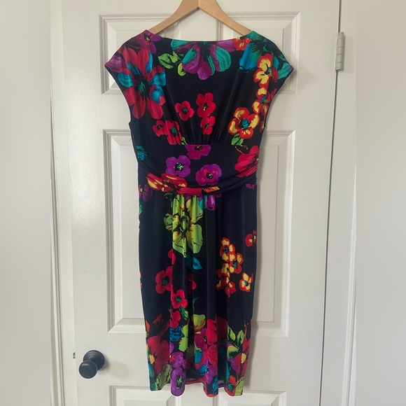 Jones New York floral dress - Picture 2 of 3